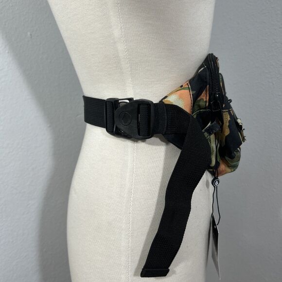 Volcom Fannypack  Womens Hip Waist Pack Sunsstone Belt Bag‎ Fanny - Picture 4 of 10